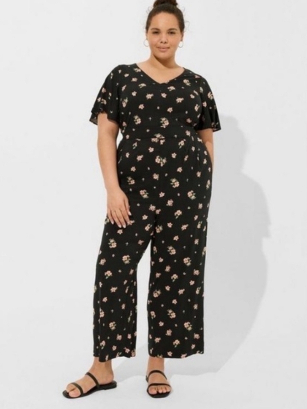 Torrid Stretch Challis Flutter Sleeve Jumpsuit Womens Size 3X Black Floral
